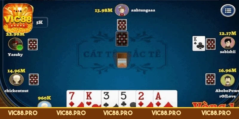 cach-choi-bai-cat-te-online-quan-sat-doi-thu